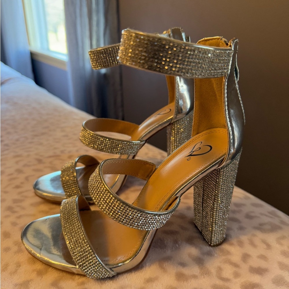 Windsor High Heels